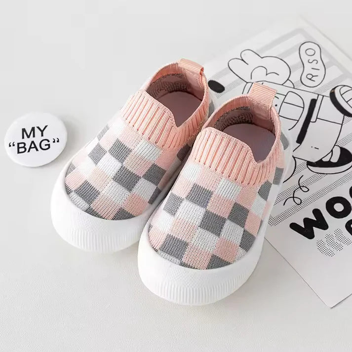 SnuggleSteps™ Baby Breeze Walkers